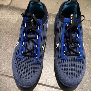 Nike Black and Blue Athletic Shoes